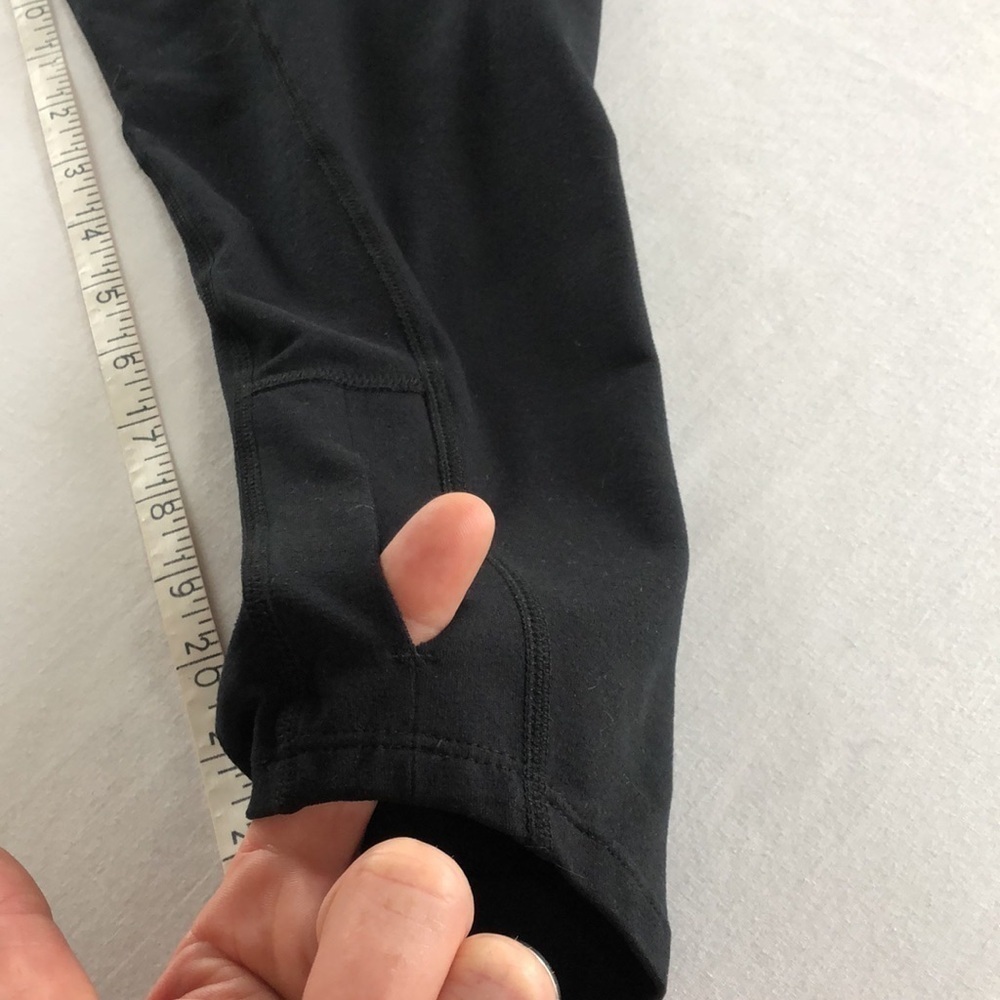 NIKE DRI-FIT BLACK JACKET WMN'S XXL. 1/4 ZIP. THUMB EXITS. - Picture 7 of 8